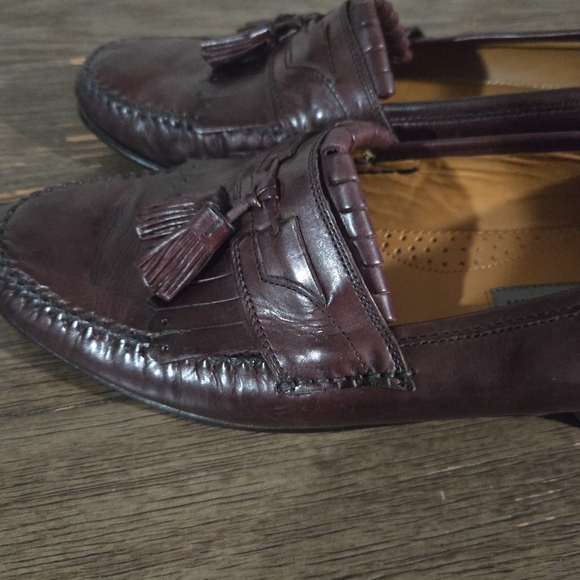 Johnston & Murphy Brown Leather Tassel Moc Toe Loafers